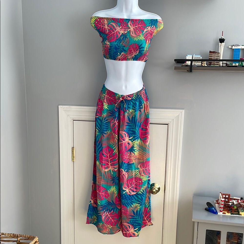 Ingear Tropical Print Off-Shoulder Jumpsuit - Blue and Pink